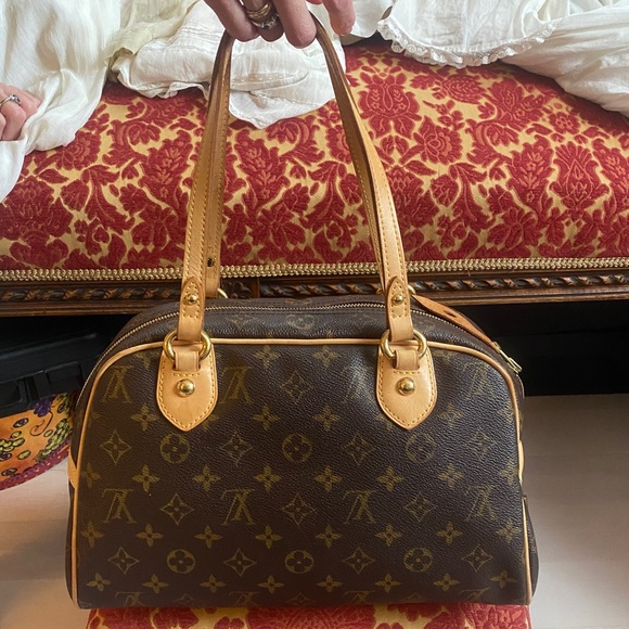 Louis Vuitton Monogram Montorgueil PM - Picture 6 of 16